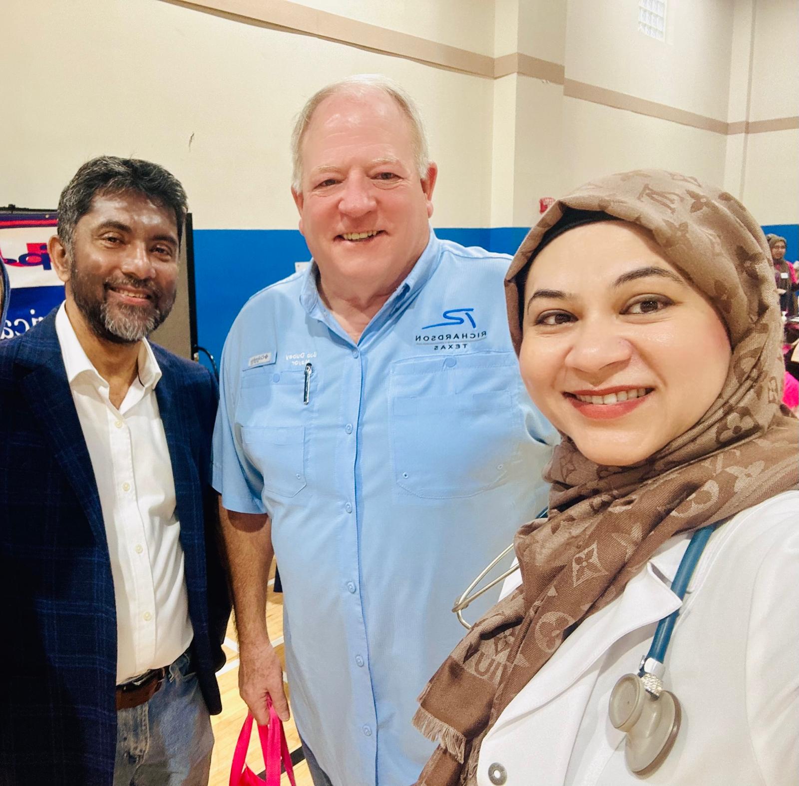 Council Member Shamsul Arefin (left), Richardson Mayor Bob Dubey (center), and Dr. Rizvi at the February 9, 2025 community health fair
